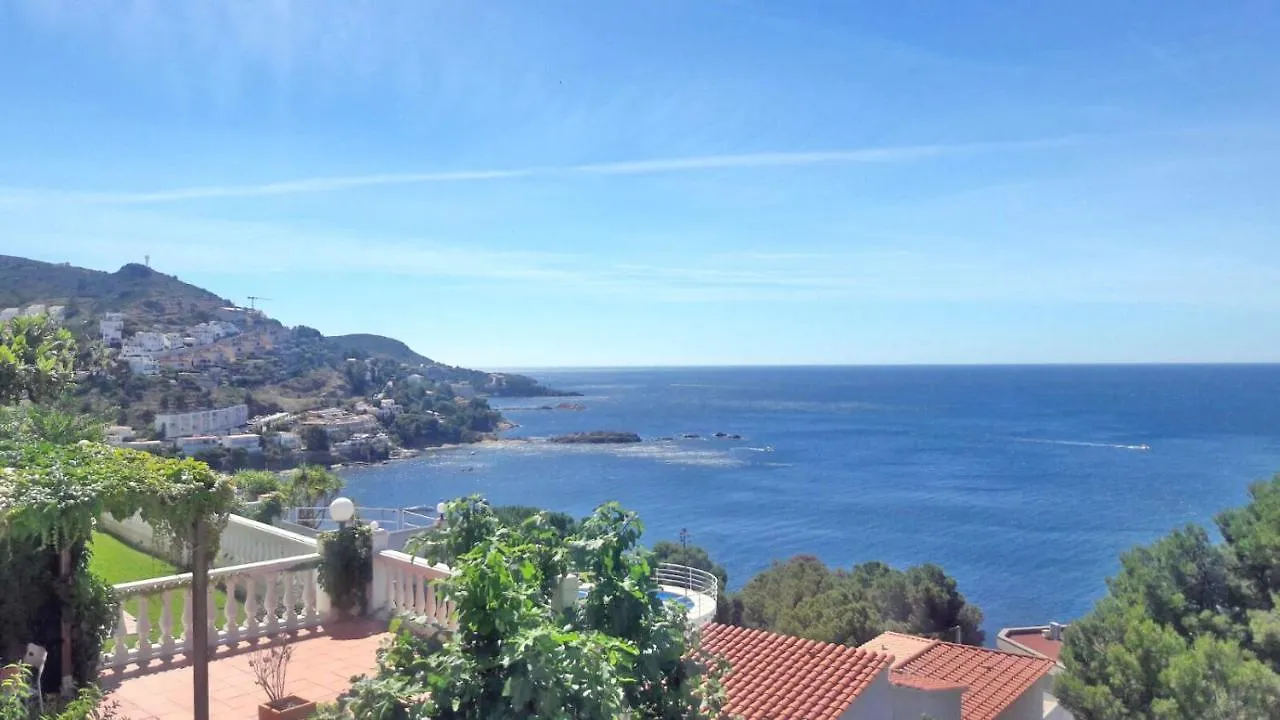 Breathtaking Costabrava Seaview Apartment 5M Beach - Casa Artevida 罗萨斯 0*,  西班牙